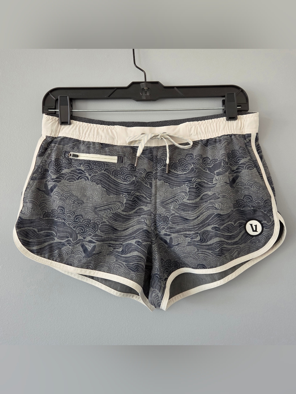 Vuori - Women's Tavi Short - Size Small - Midnight Ocean - VW361